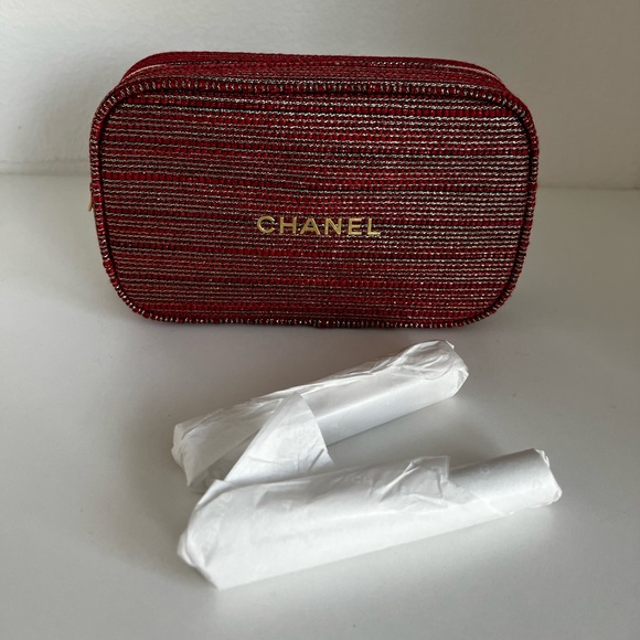 Chanel Holiday Gift Set 2022 Go To Extremes - Picture 8 of 12